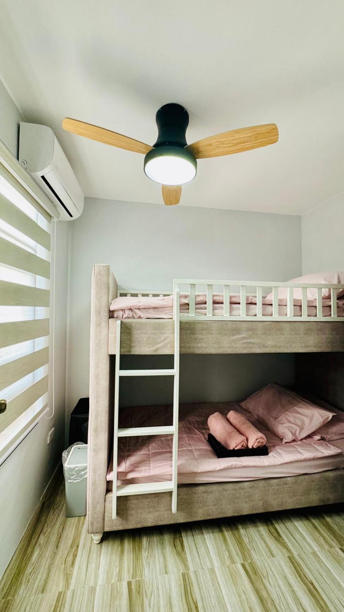 2 Bedroom Townhouse In Mabolo Malolos Bulacan Экстерьер фото